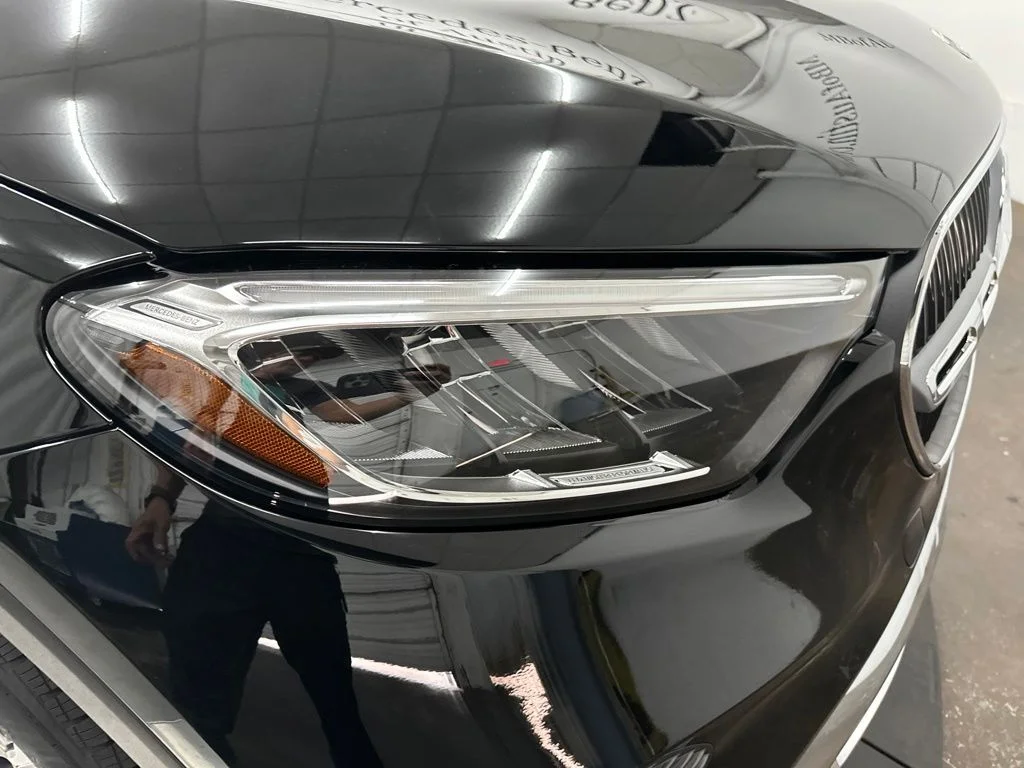 New 2026 Black Mercedes-Benz GLC 300 image 10