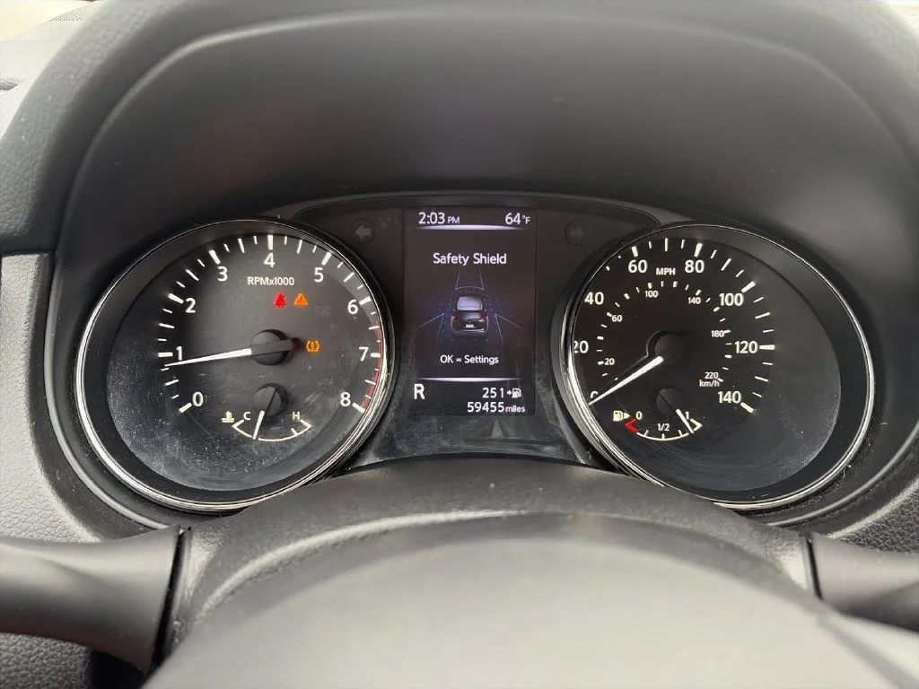 Used 2018 Black Nissan S image 29