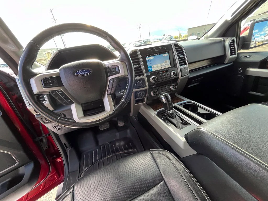 Used 2018 Red Ford Lariat image 10