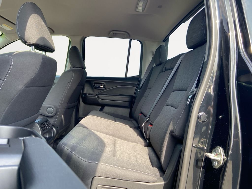 Used 2019  Honda Sport image 13