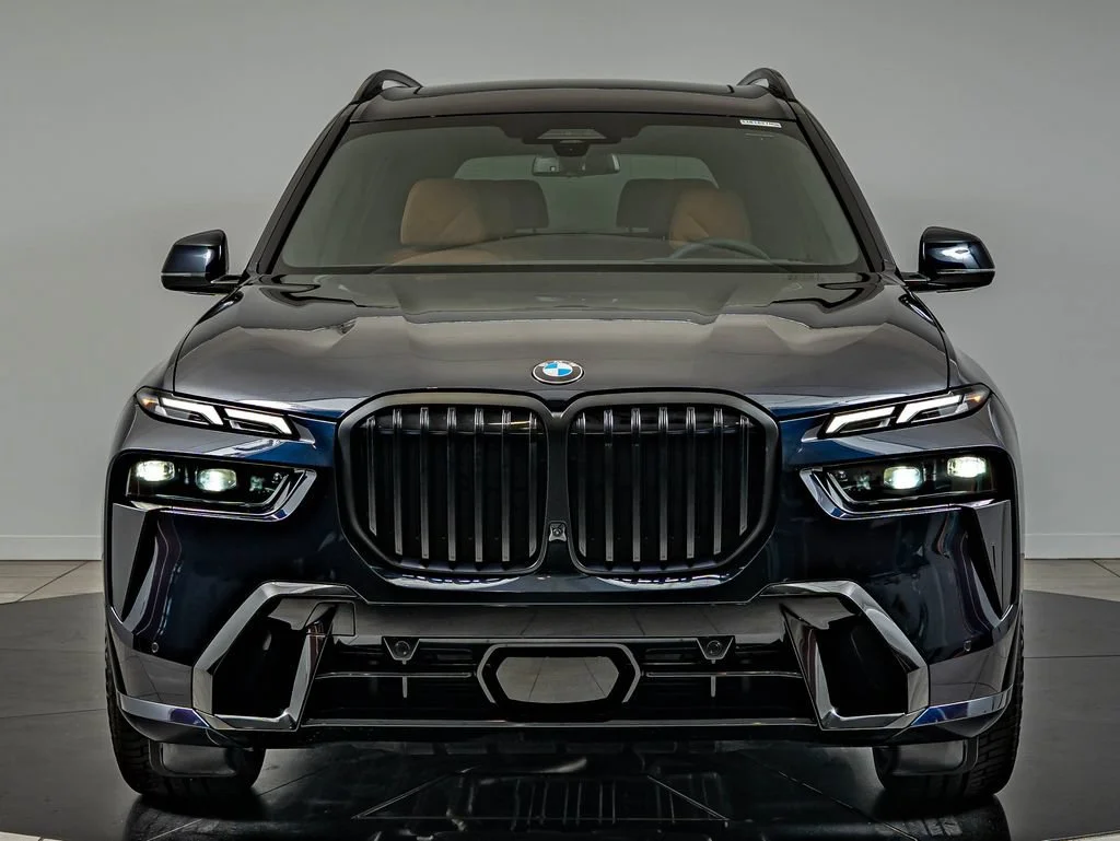 New 2027 Carbon Black Metallic BMW xDrive40i image 2