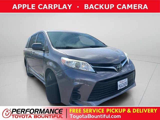 2019 Toyota Sienna LE