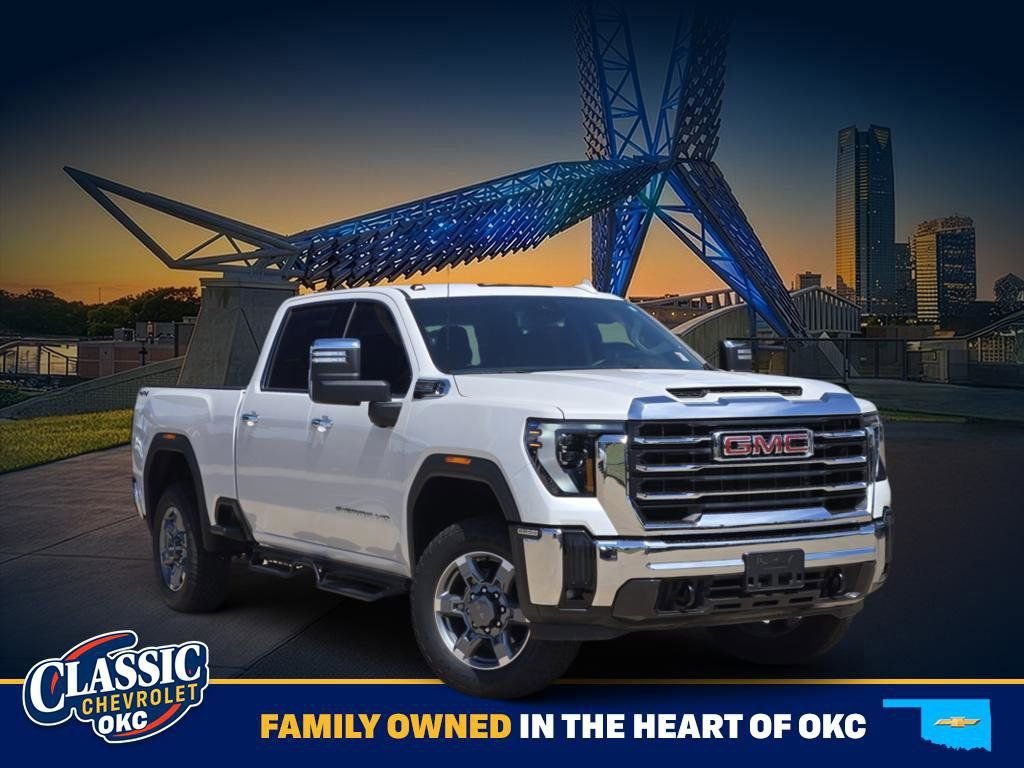 2025 GMC Sierra 4WD Crew Cab Standard Box SLT's photo