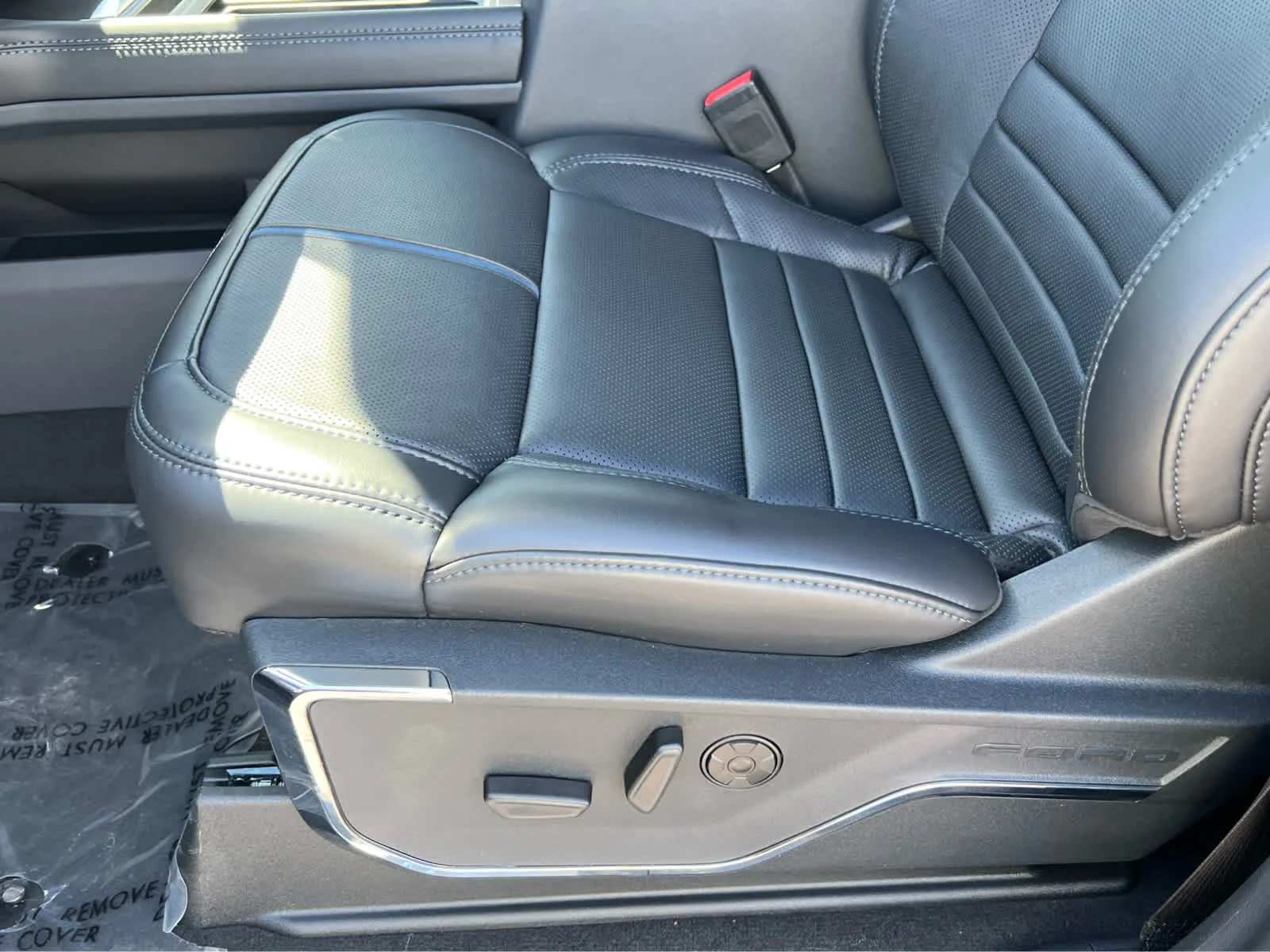 New 2026 Agate Black Metallic Ford F-350® Platinum® image 30