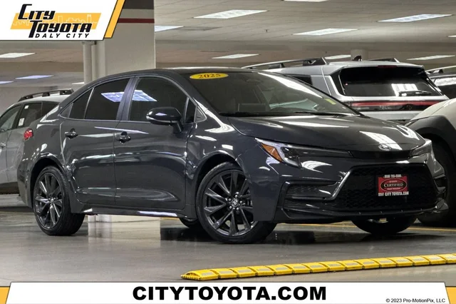 2025 Toyota Corolla SE