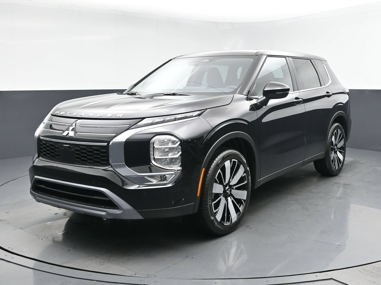New 2026 Black Diamond Mitsubishi SE 1.5T 2WD image 1