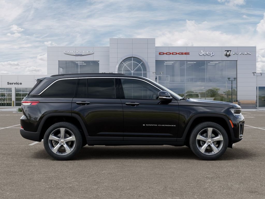 New 2026 Diamond Black Crystal Pearl-Coat Exterior Paint Jeep Limited image 21