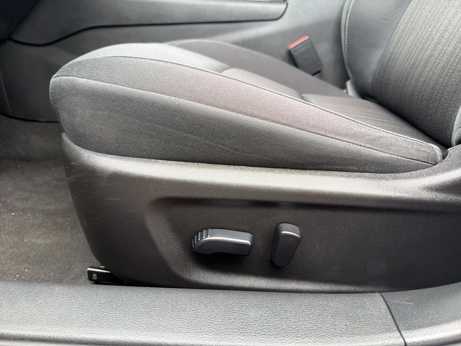 2024 Nissan Altima SV - Photo 12