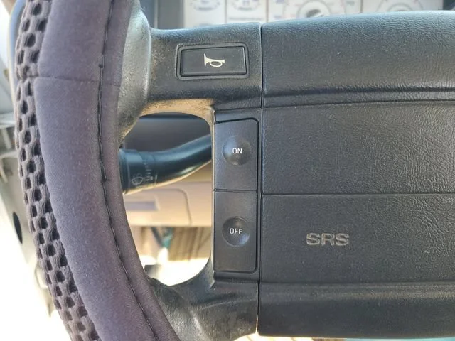 Used 1996 White Ford XLT image 11