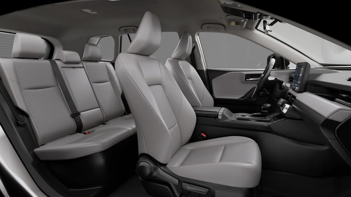 New 2026 Ice Cap Toyota XLE Premium image 20