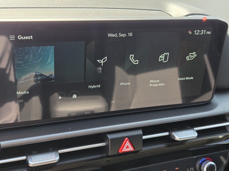 New 2027 Fusion Black Kia LX image 11