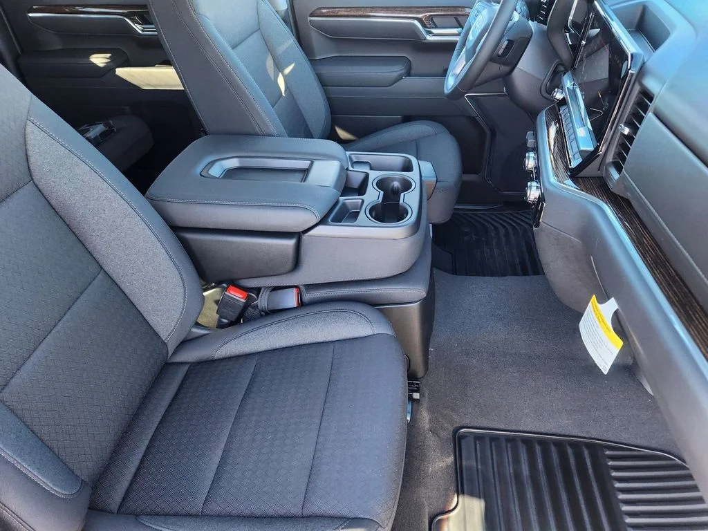 2026 GMC Sierra 1500 SLE - Photo 17