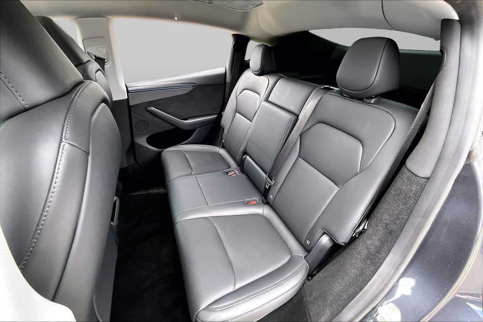 Used 2026 Diamond Black Tesla Premium image 17