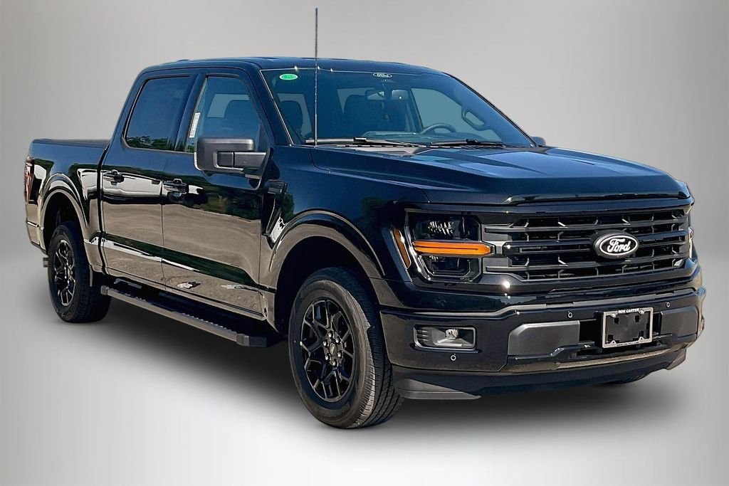 New 2026 Black Ford XLT image 1