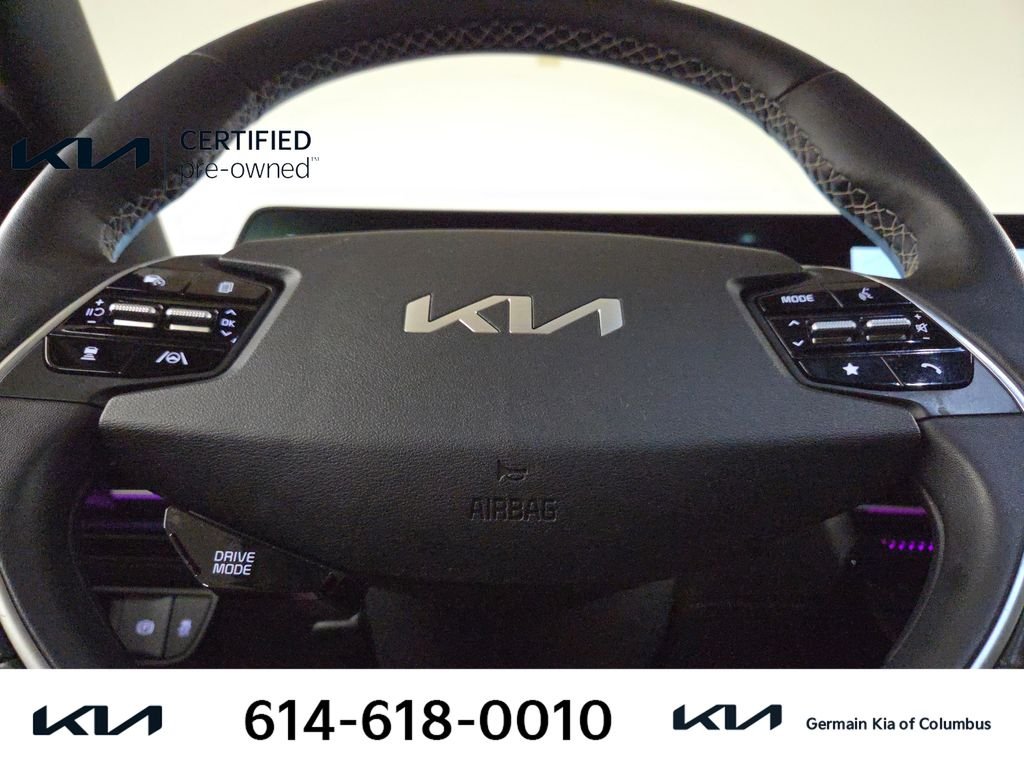 Used 2023 White Kia GT-Line image 21