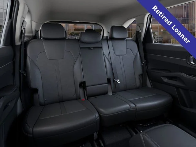 2025 Kia Sorento S - Photo 16