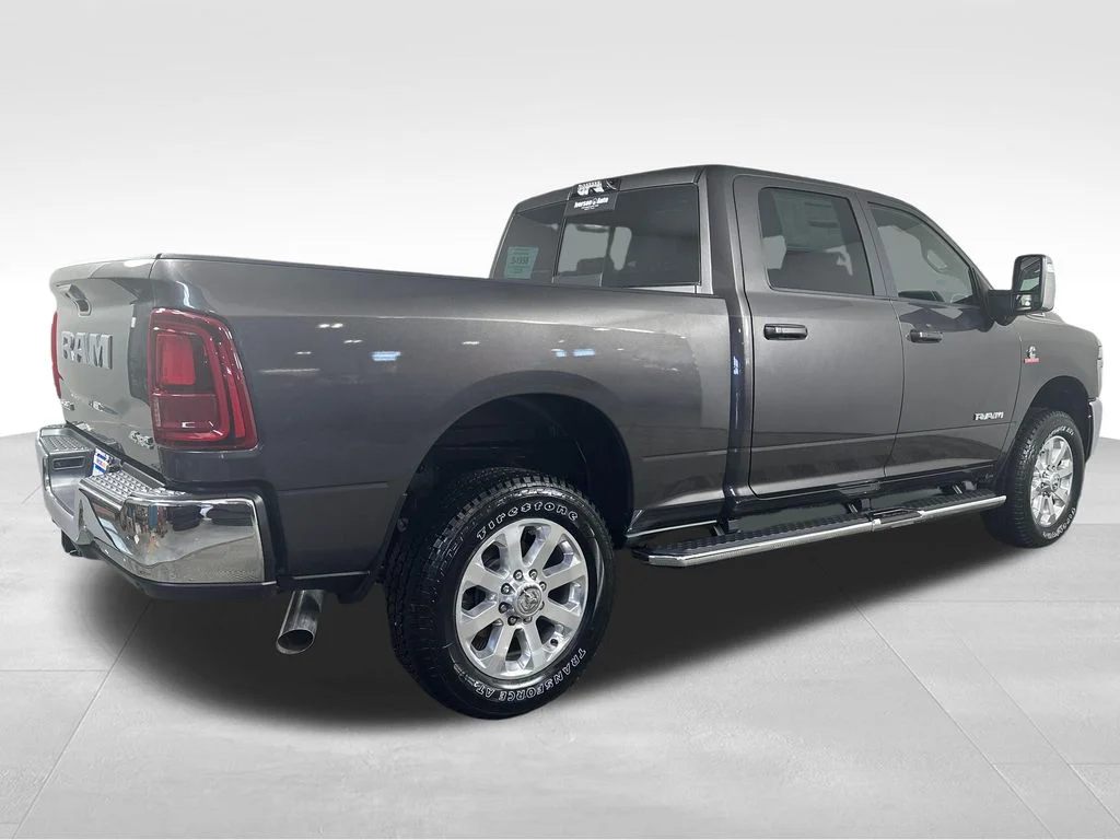 New 2026 Granite Crystal Metallic Clear-Coat Exterior Paint RAM Laramie image 10