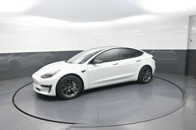 Used 2022  Tesla Long Range image 37