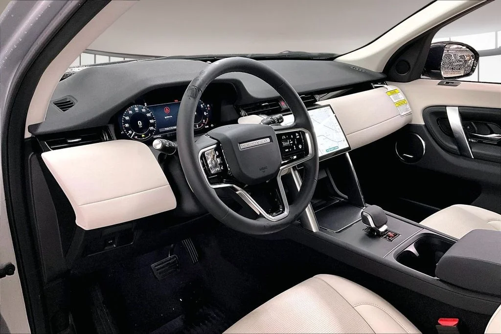 Certified Used 2025 Silver Land Rover S image 7