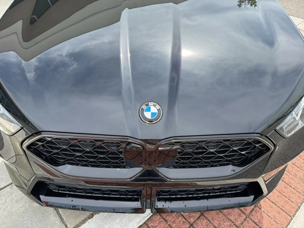 New 2026 Black Sapphire Metallic BMW xDrive28i image 12
