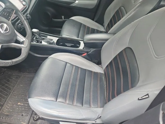 Used 2022 Red Nissan SR image 8