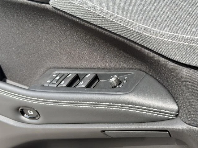 New 2026 Sting-Gray Clear-Coat Exterior Paint Jeep Laredo image 20