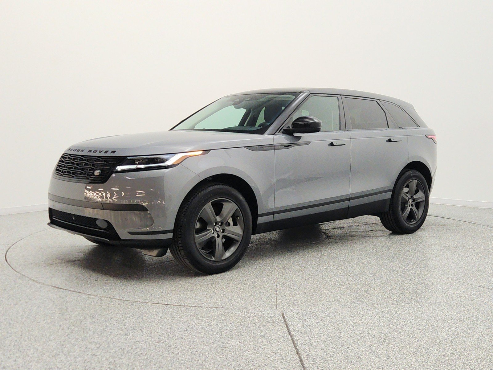 2024 Land Rover Range Rover Velar P250 S's photo