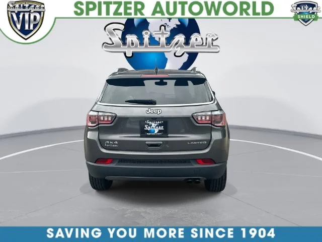 Used 2018 Gray Jeep Limited image 9