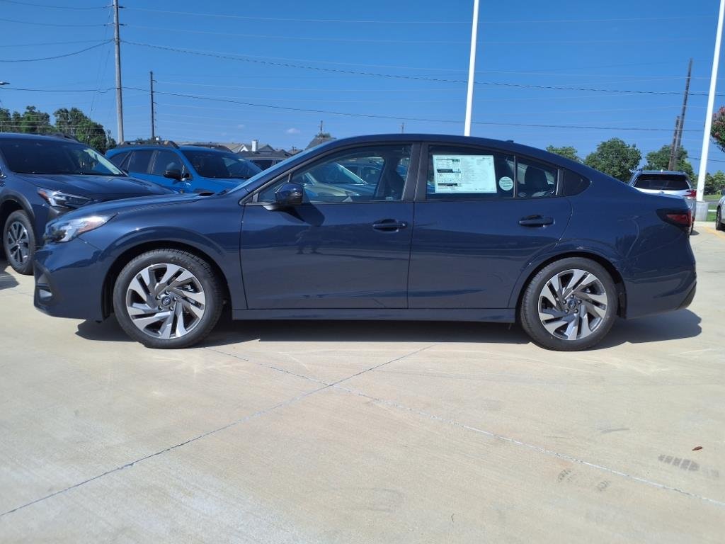 Used 2025 Cosmic Blue Pearl Subaru Limited image 2