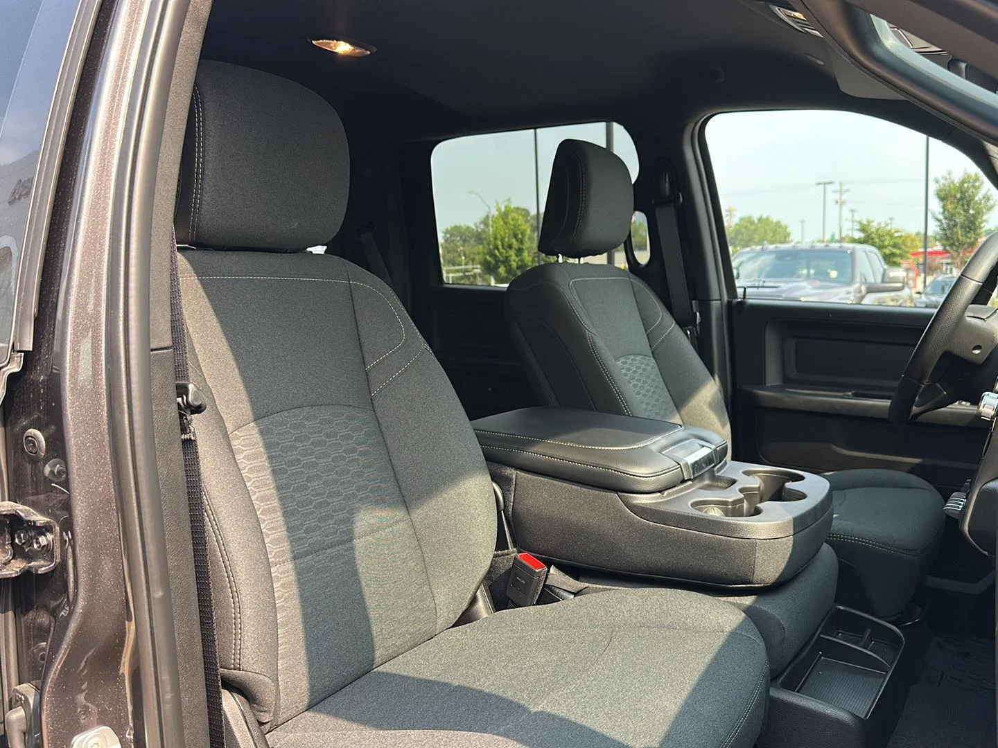 New 2026 Granite Crystal Metallic Clearcoat Ram Warlock image 33