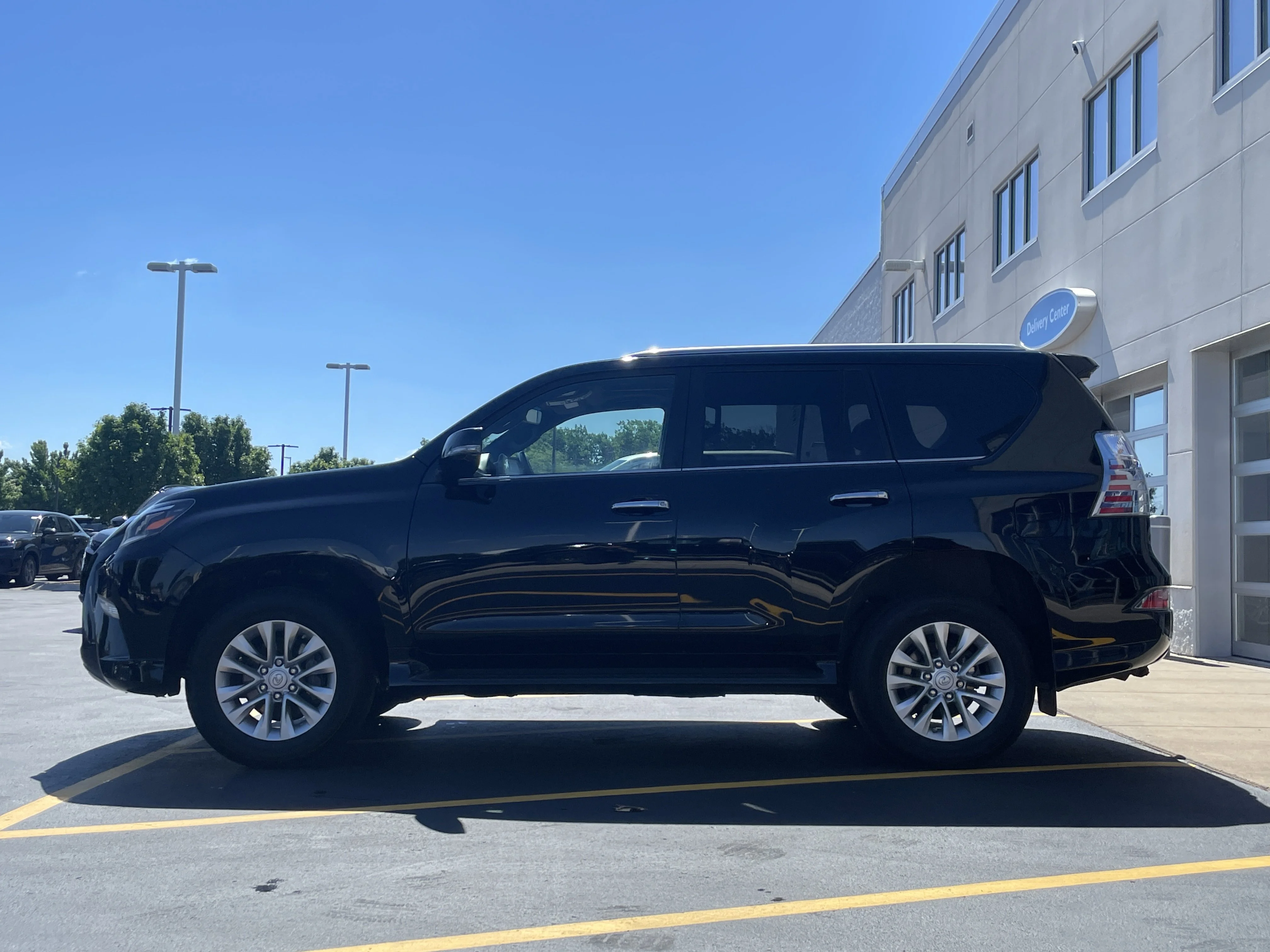 Used 2023 Onyx Black Lexus GX 460 Premium image 5