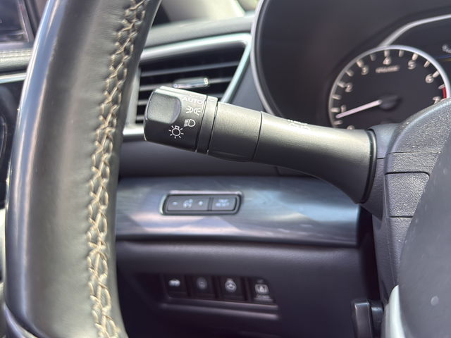 Used 2023 Black Nissan Platinum image 28