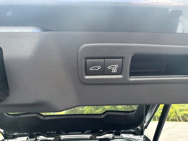 Used 2026  Toyota XSE image 20