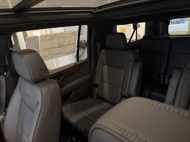 2026 GMC Yukon XL Denali - Photo 22