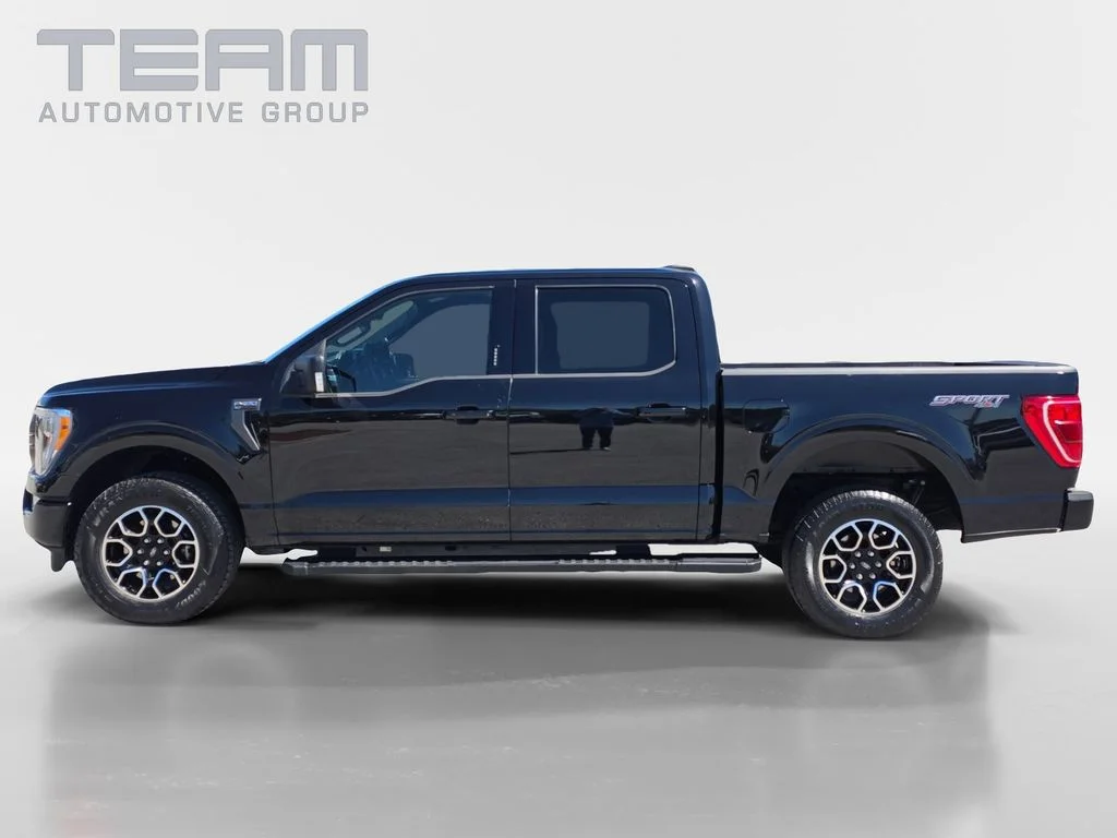 Used 2023 Black Ford XLT image 4