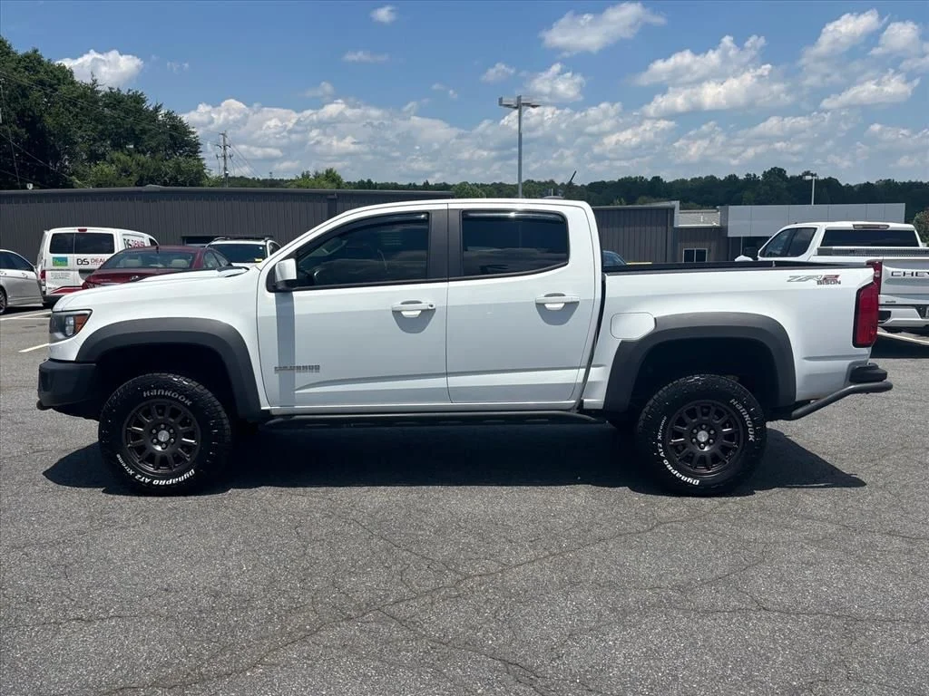 Used 2019 White Chevrolet ZR2 image 23