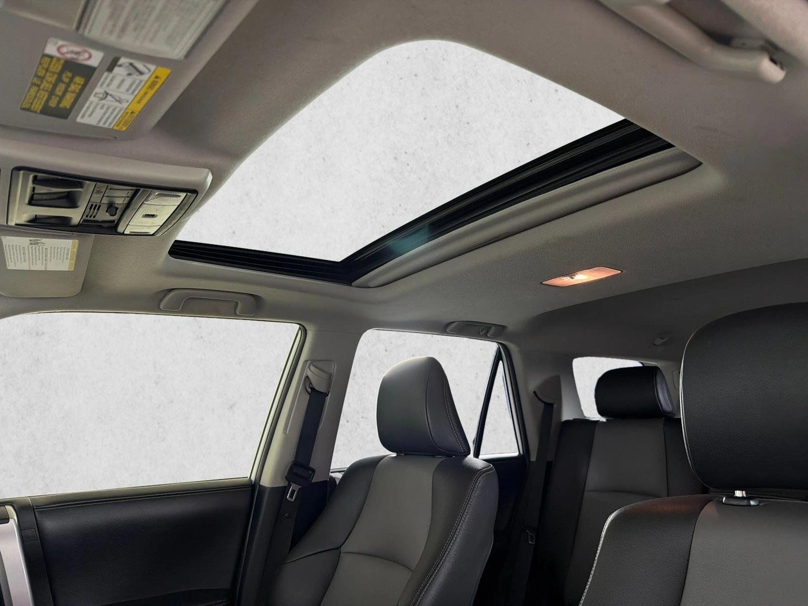 Used 2019 Super White Toyota SR5 Premium image 2