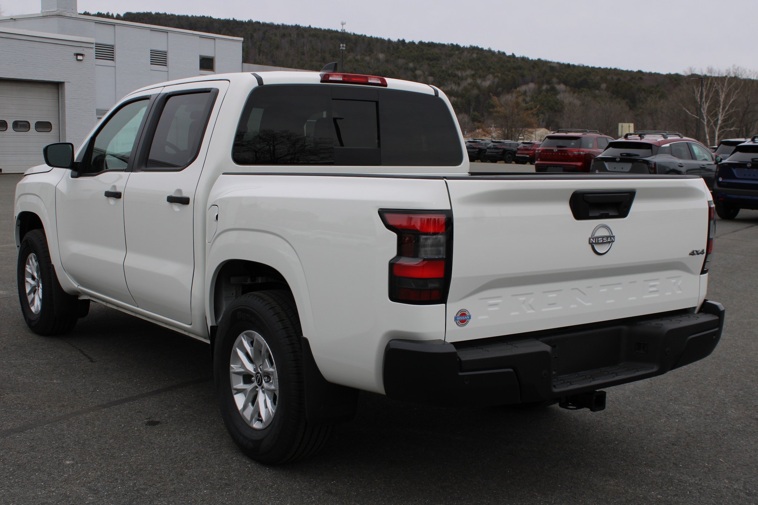 2026 Nissan Frontier S - Photo 7