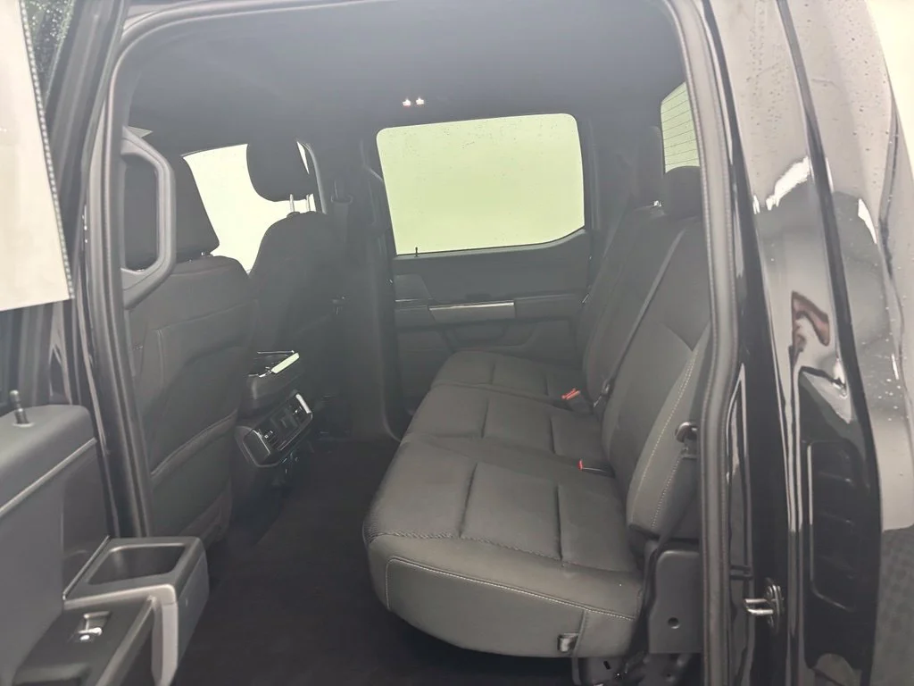 Used 2023 Black Ford XLT image 37
