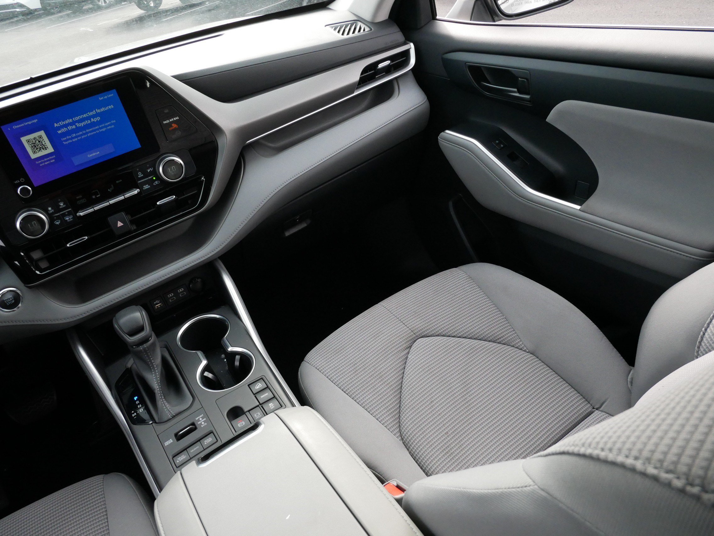Used 2023 Celestial Silver Metallic Toyota L image 11