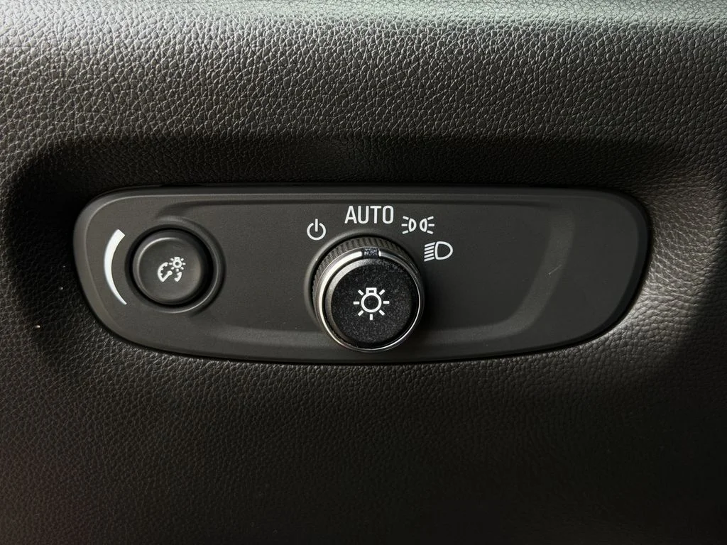 Used 2023 Red Chevrolet RS image 22