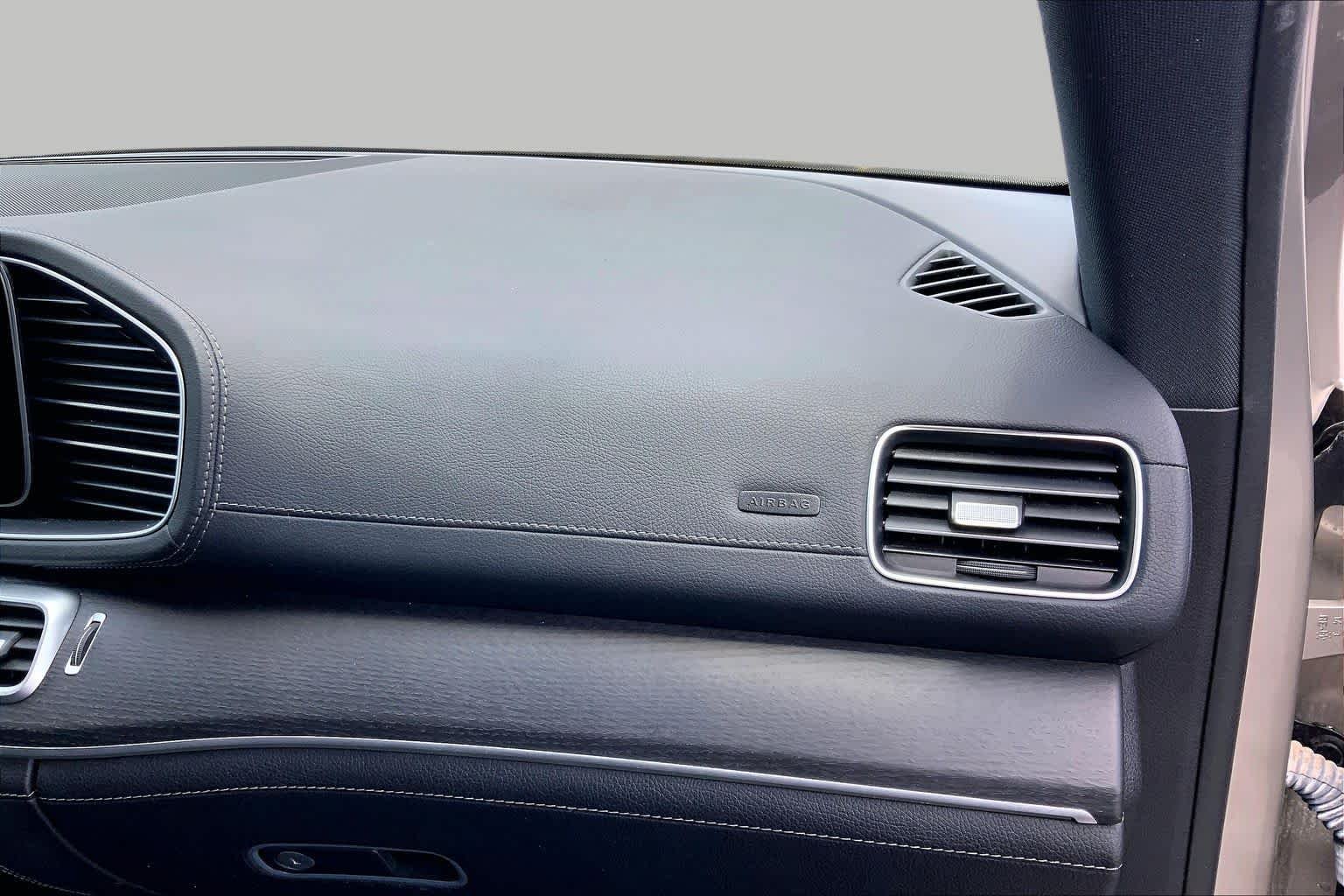 Used 2022 Mojave Silver Metallic Mercedes-Benz GLE 350 image 19