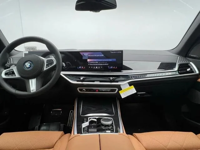 New 2026 Carbon Black Metallic BMW xDrive50e image 10