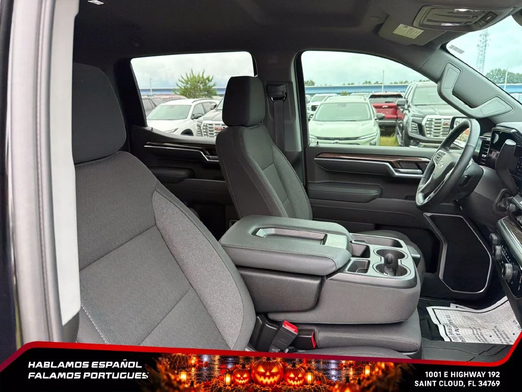 Used 2026 Black Chevrolet RST image 32