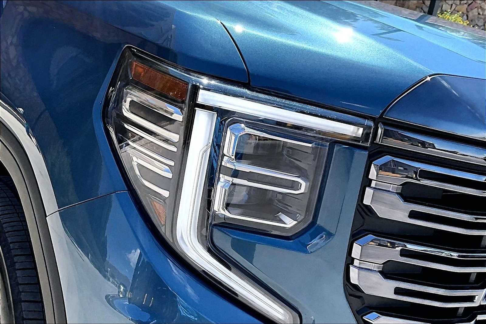 Used 2024 Downpour Metallic GMC Denali Ultimate image 12