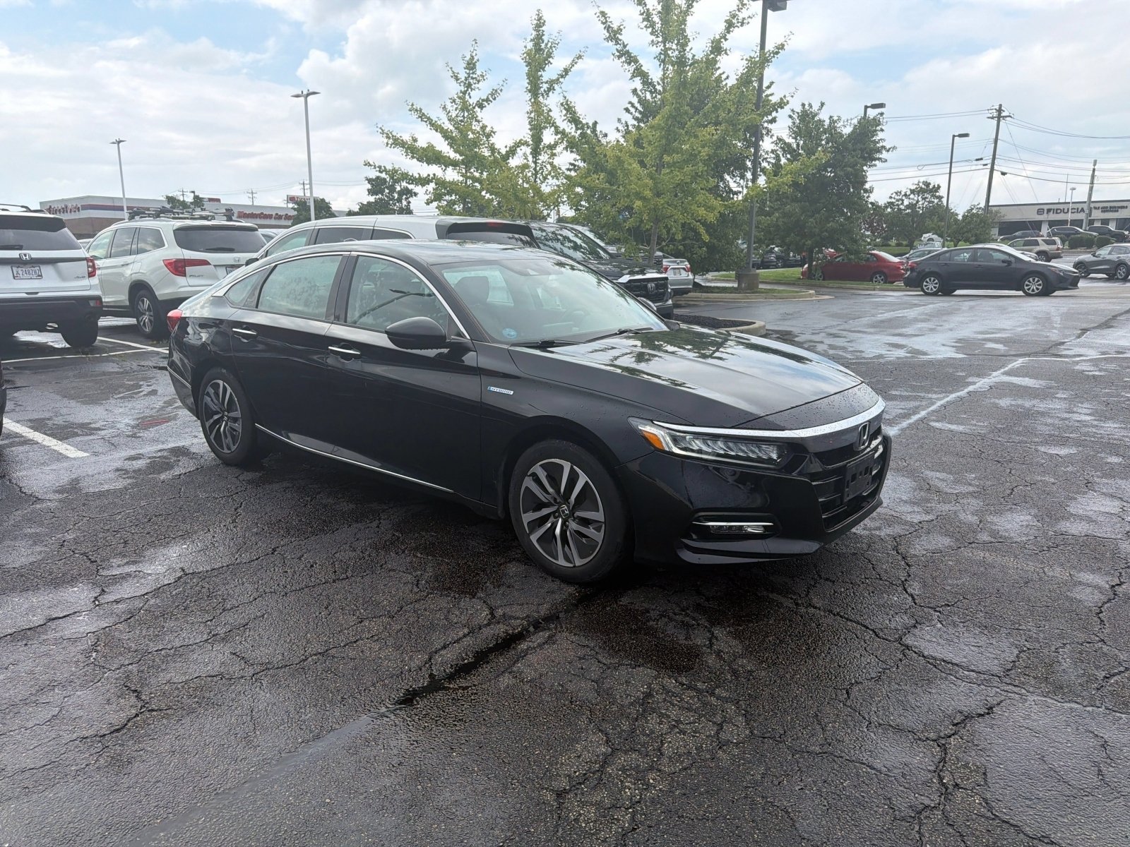 Used 2019 Crystal Black Pearl Honda Touring image 21