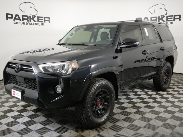 2022 Toyota 4Runner SR5 Premium 4WD V6's photo