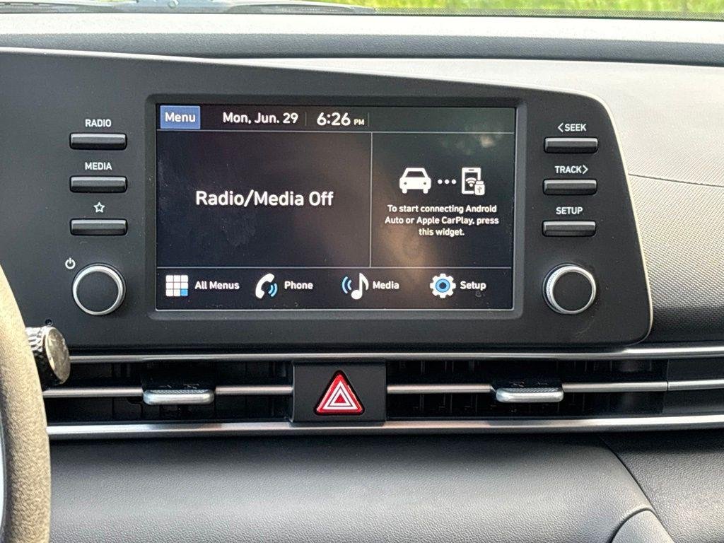 New 2026 Gray Hyundai SE image 17