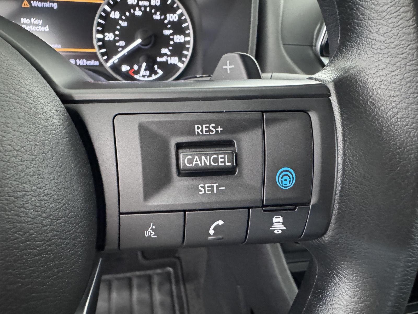 2024 Nissan Rogue SV - Photo 23