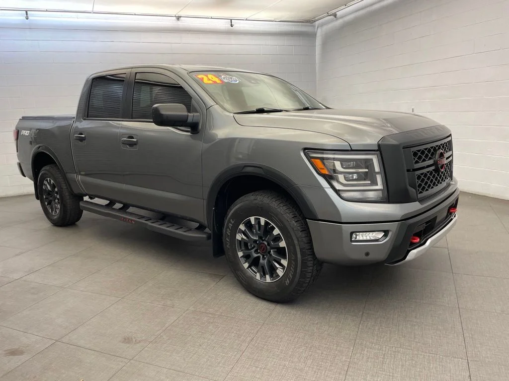 Used 2024 Gray Nissan PRO-4X image 6